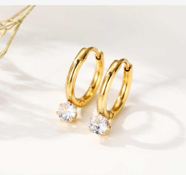 اقراط الفص اللامع