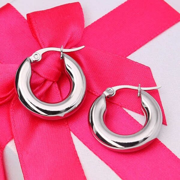 اقراط الكفة السميكة