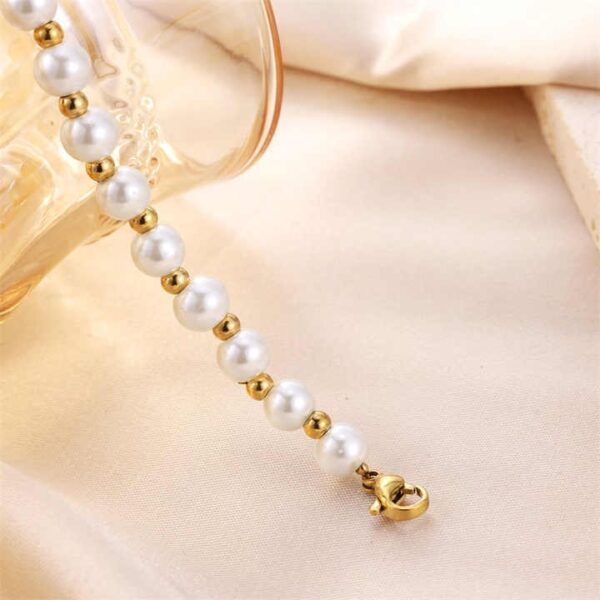 اسوارة اللؤلؤ الذهبية