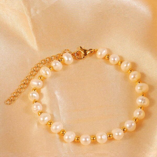 اسوارة اللؤلؤ الذهبية