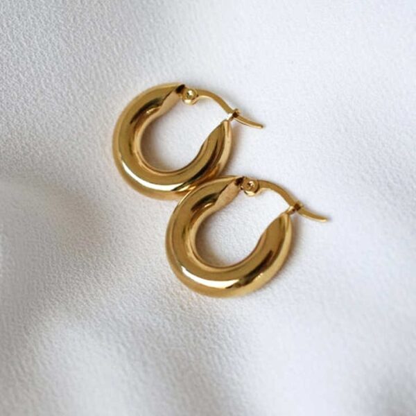 اقراط الكفة السميكة