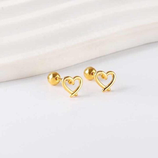 اقراط عقدة القلب